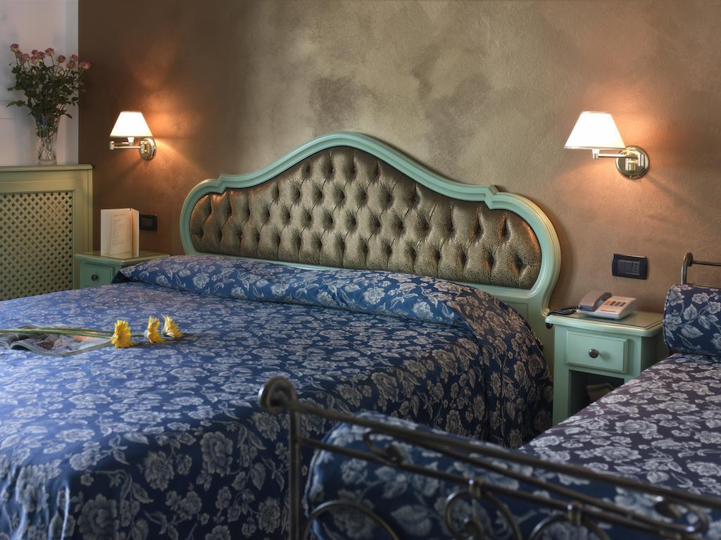 Superior Double or Twin Room Lake View